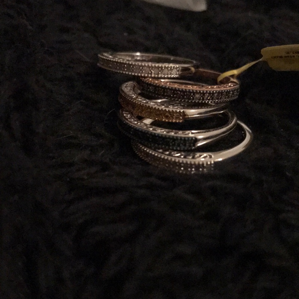 SET OF 5 GENUINE DIAMOND RINGS!! - Picture 3 of 9